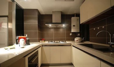 櫥柜面板開裂怎么辦，櫥柜面板如何保養(yǎng)