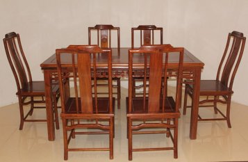 做餐桌用什么木材好？